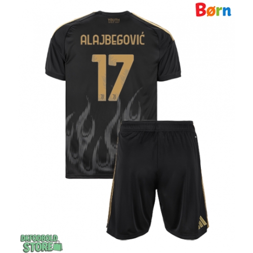 Juventus Kerim Alajbegovic #17 Replika Babytøj Tredje sæt Børn 2026-27 Kortærmet (+ Korte bukser)